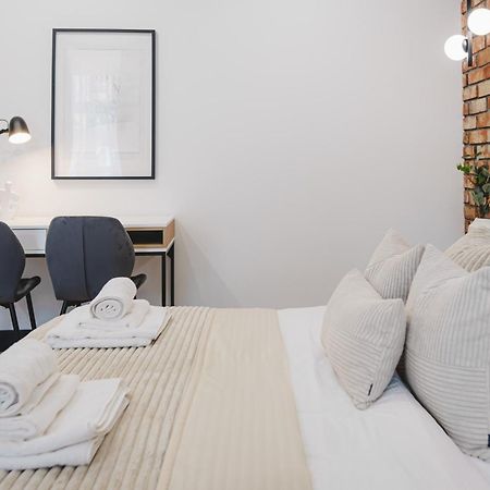 Apartament Przy Szosie Chelminskiej Stary Toruń Exteriör bild