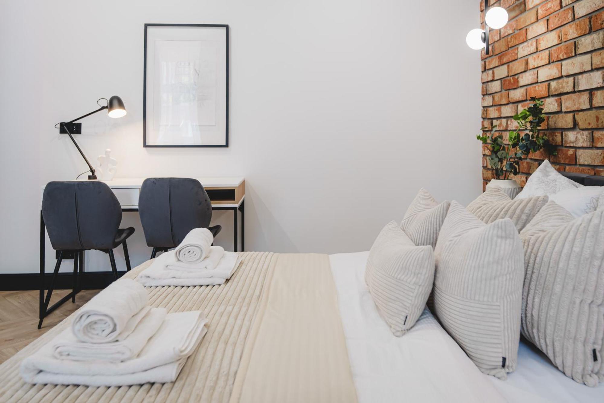 Apartament Przy Szosie Chelminskiej Stary Toruń Exteriör bild